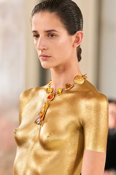 Look 59